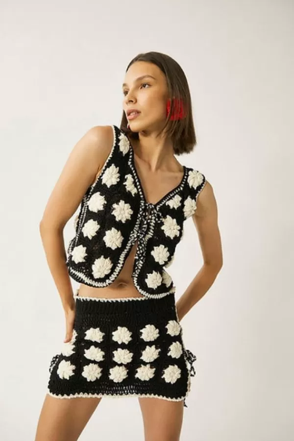 Tach Cassia Crochet Vest | Black/White Flash Sale