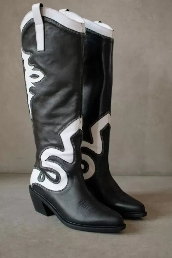 Alohas Mount Dallas Cowboy Boot | Black White New